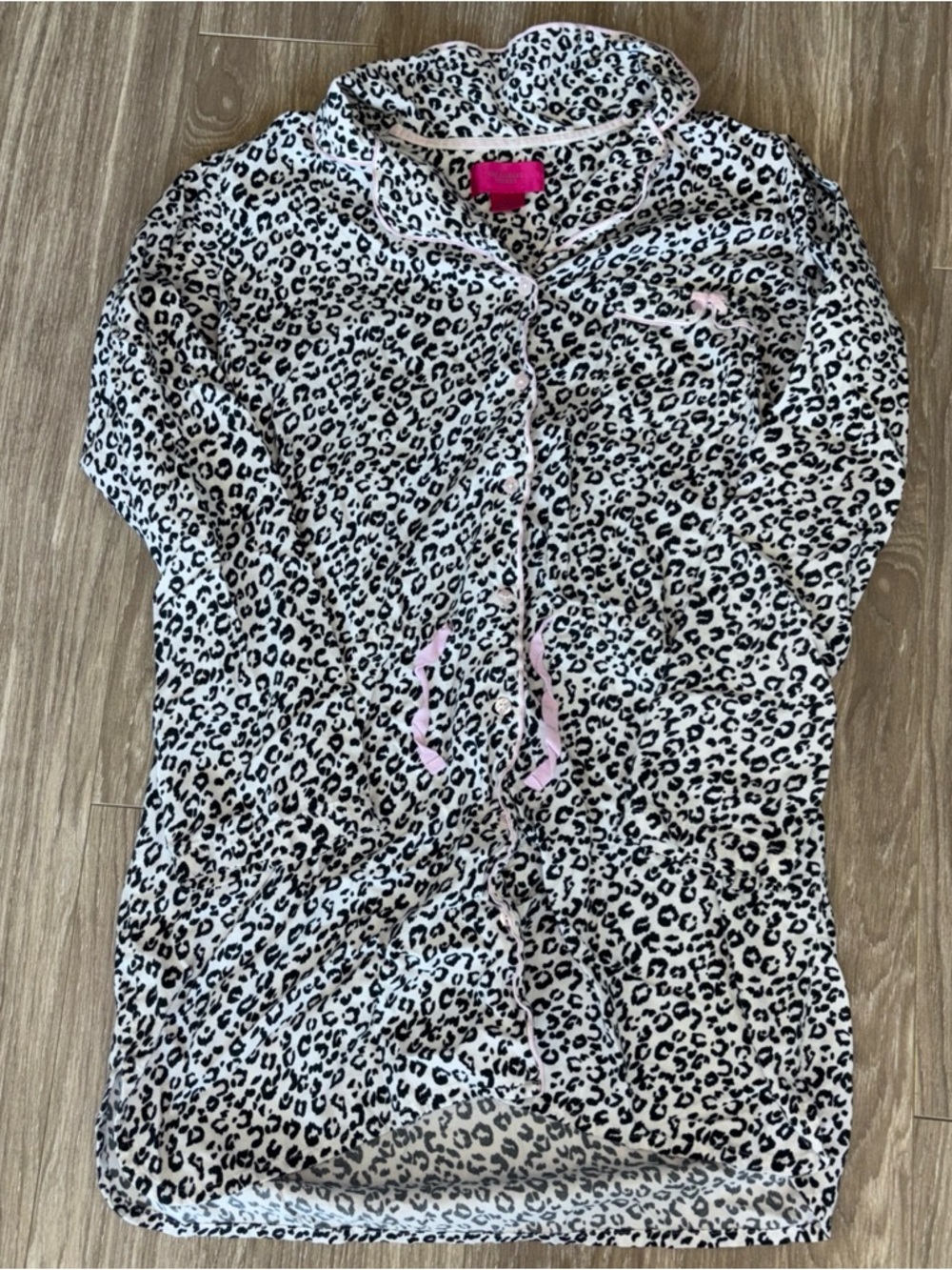 Victoria's Secret Leopard Sleepshirt Button Down Medium Pajamas Y2K Night